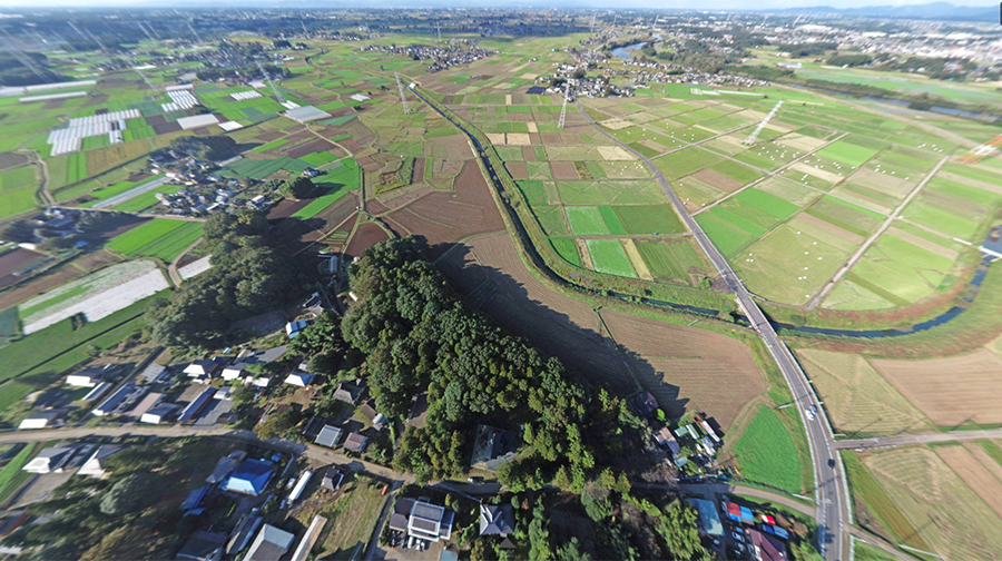 八千代町仁江戸の御所神社と平将門ゆかりの地の空撮風景