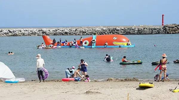 平磯海水浴場の様子