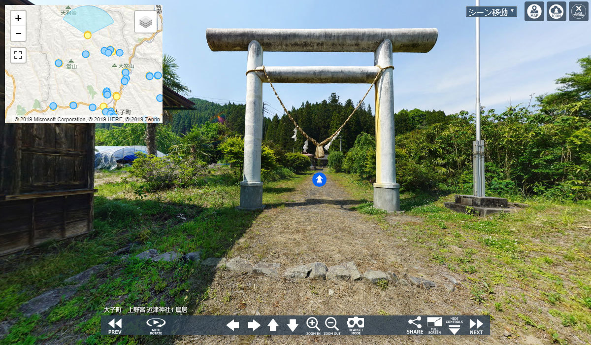 上野宮の近津神社の鳥居