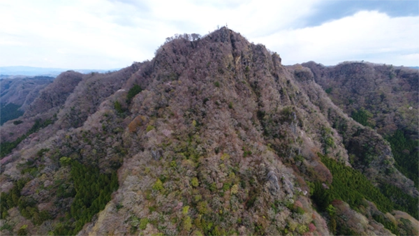 Landscape photo of Mt. Okukuji Nantai in Daigo Town and VR tour link