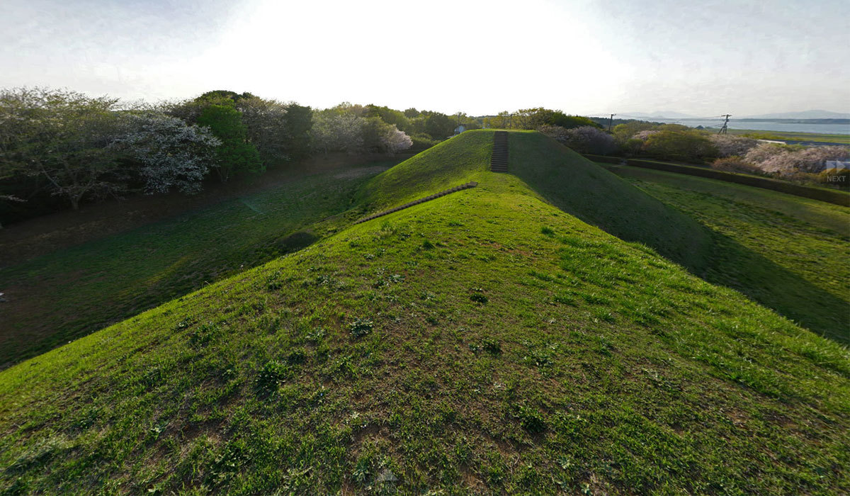 かすみがうら市の富士見塚古墳公園の桜