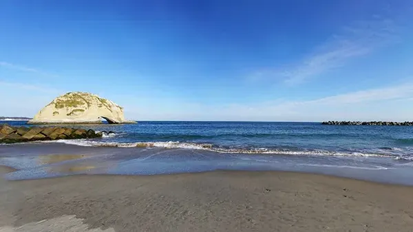 茨城県北茨城市の磯原二ツ島海水浴場