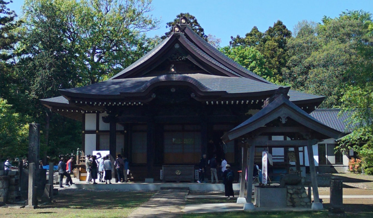 茨城県の彼岸花で有名な弘経寺
