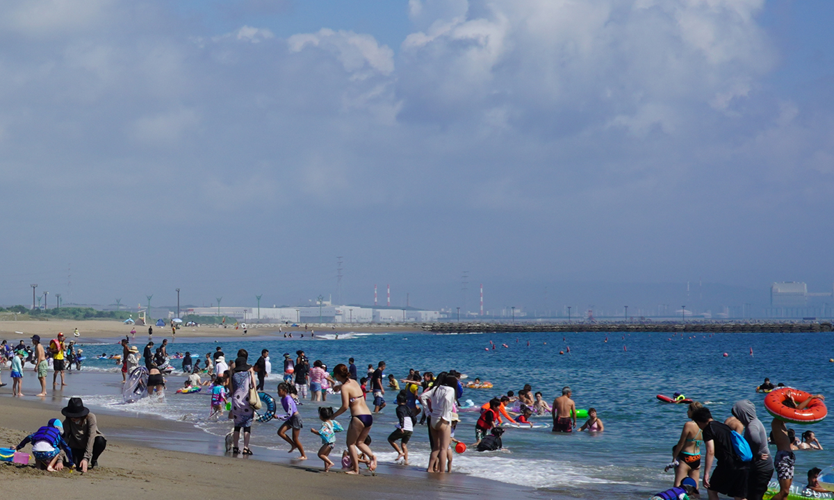 阿字ヶ浦海水浴場の南側の海水浴の様子VRツアー