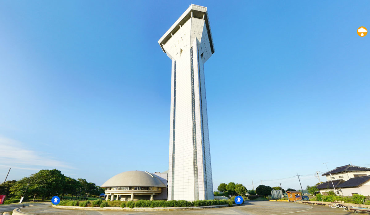 行方市おすすめ観光スポットの霞ヶ浦ふれあいランドの虹の塔