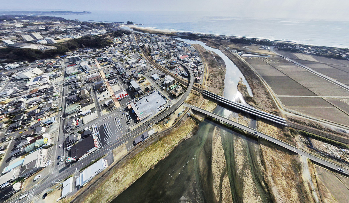 北茨城市の白鳥飛来地・大北川と花園川の合流地点の地上148mの空撮写真