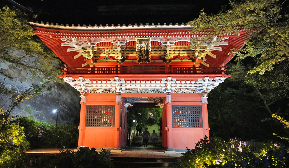 雨引観音(雨引山楽法寺)の山門写真