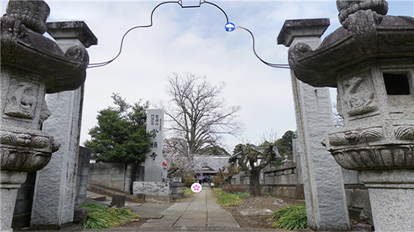 下妻市の常願寺の山門の景観写真