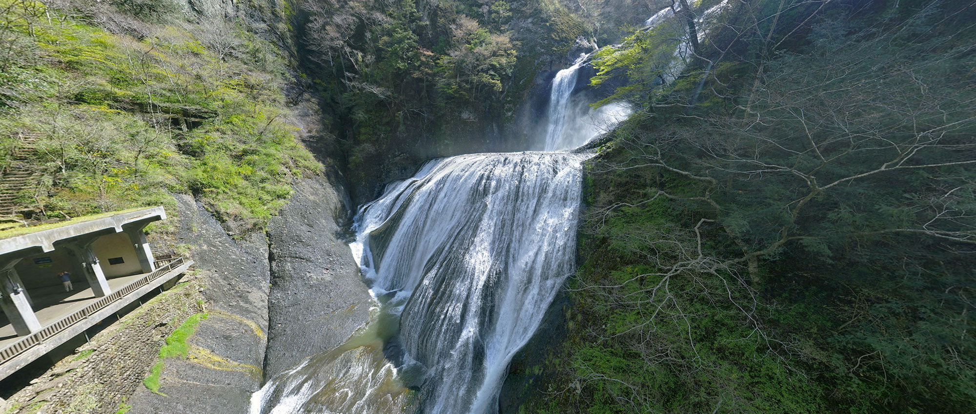 茨城県の観光名所の袋田の滝