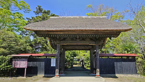 坂東市の延命寺の山門景観写真とVRツアーのリンク